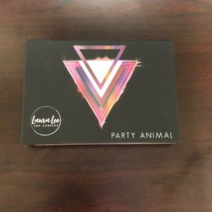 Laura lee party animal pallet